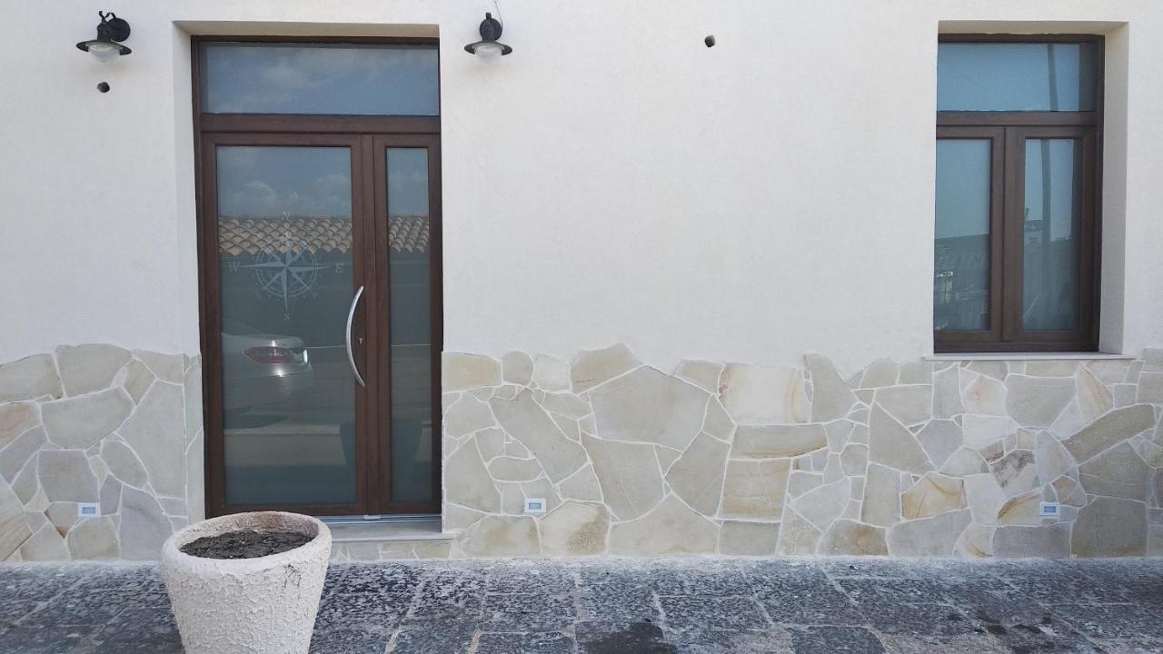 B&B Vecchia Darsena Augusta Zewnętrze zdjęcie